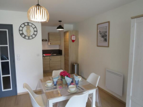 Le Saint-Saëns, bel appartement avec jardin à deux pas du centre et de la digue